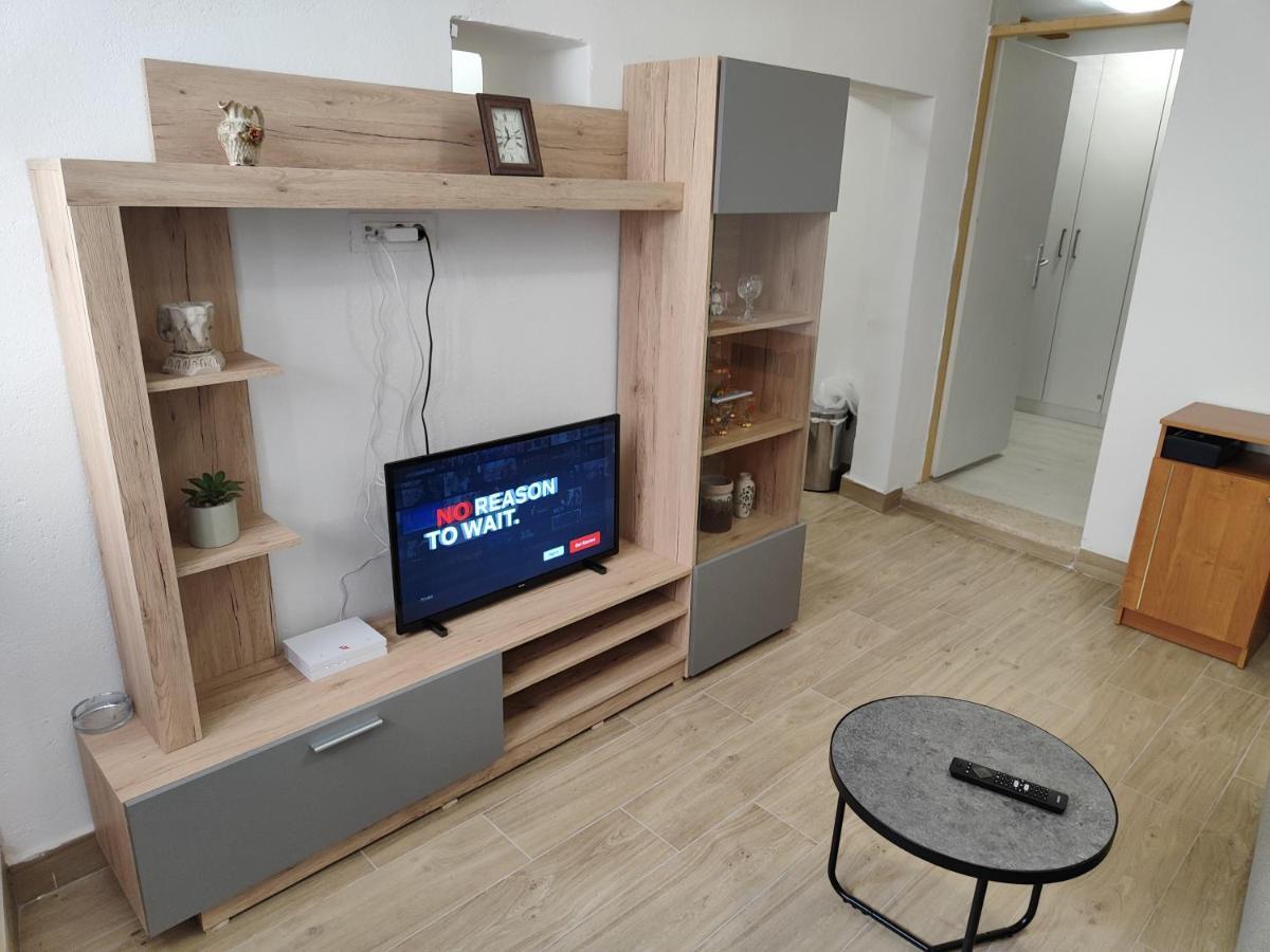 Rd22 Apartment Rovinj Buitenkant foto